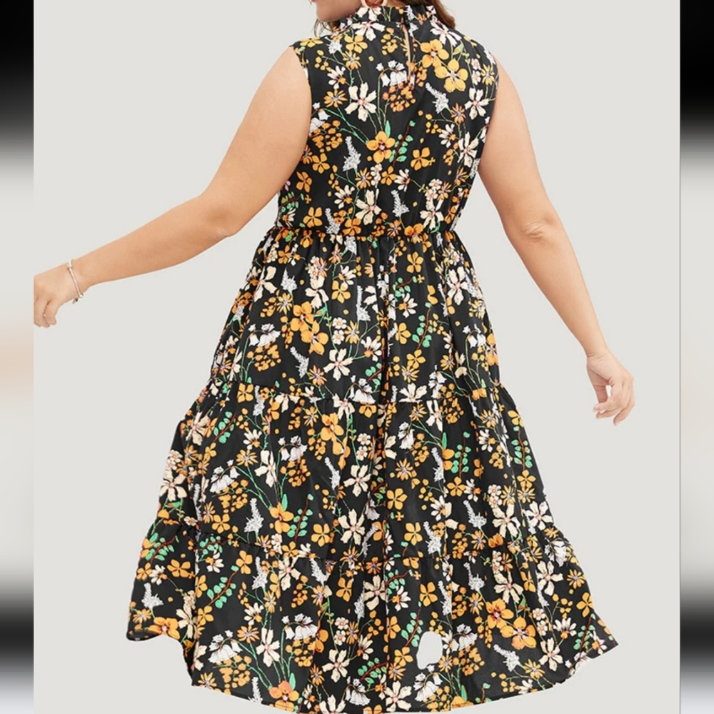 Floral Shirred Mock Neck Cut Out Pocket Ruffle Hem Dress - Picture 2 of 15